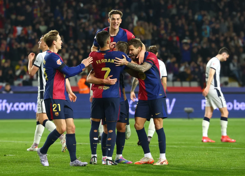 برشلونة يفوز على أوساسونا بنتيجة 3-0