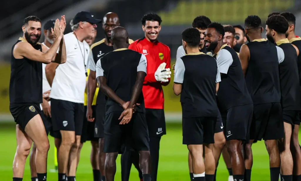 من تدريبات الاتحاد استعدادا للمباراة (نادي الاتحاد)